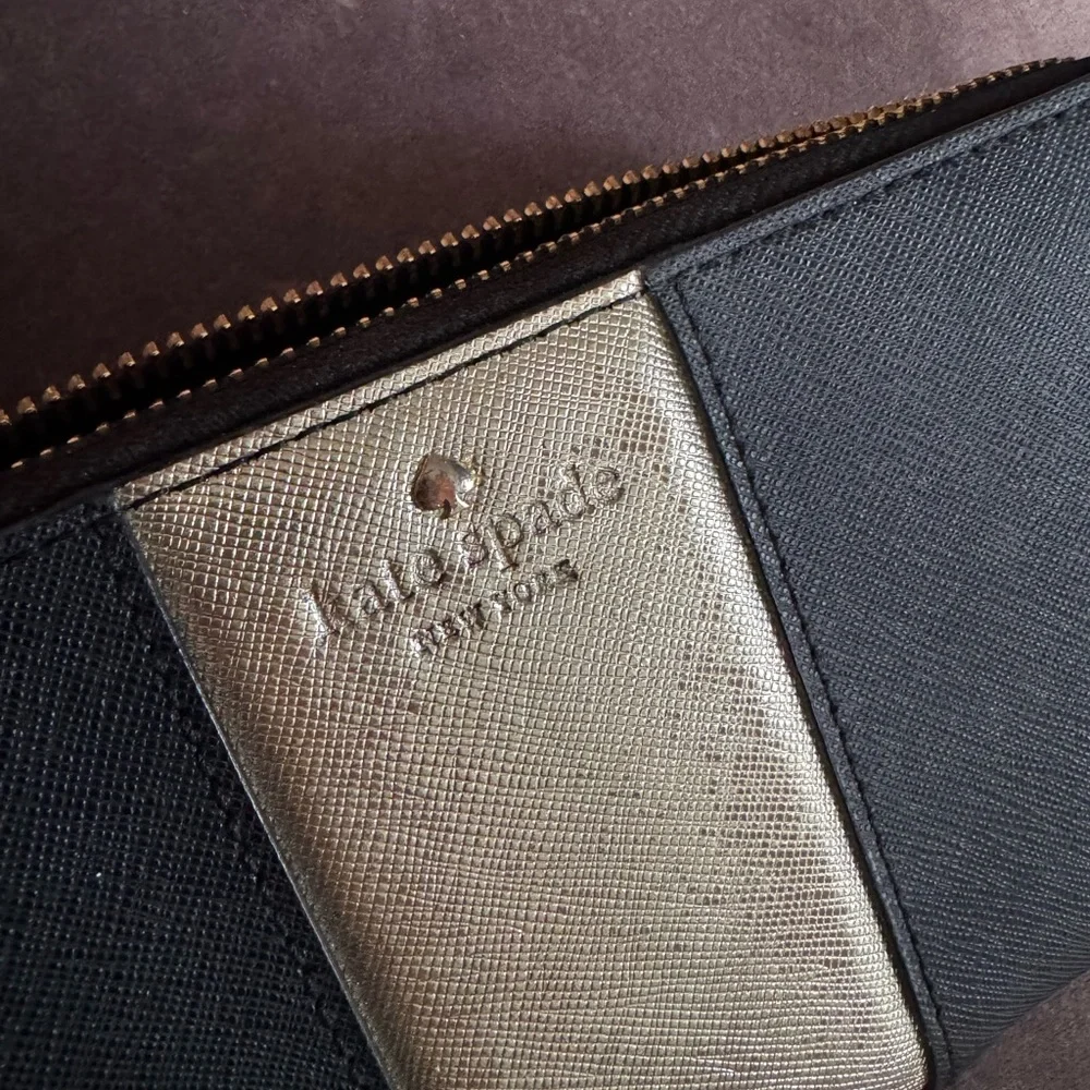 Kate Spade Black and Gold Wallet